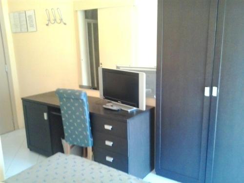 1 queen bed
