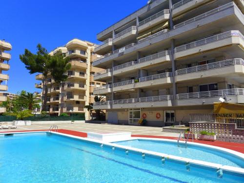 Rentalmar Zahara family suites - Salou