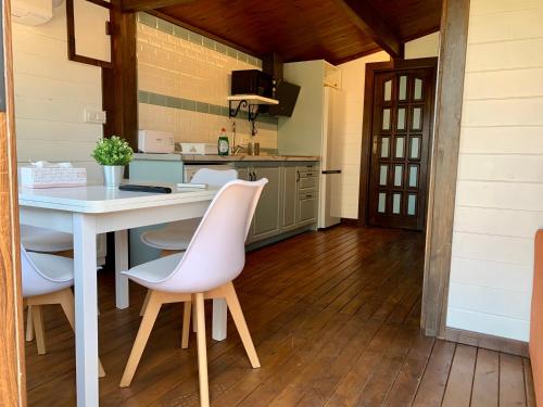 Apartamentos Villa Pirata Tarifa in เปโโร บาเลียนเต