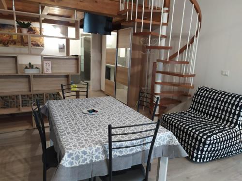 Appartamento Signorini Bolognaholidayhome - Parcheggio e Giardino privato - Holiday House Bologna Garden Parking, Болонья (фото 11)