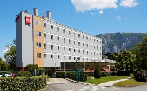 ibis Archamps Porte de Geneve