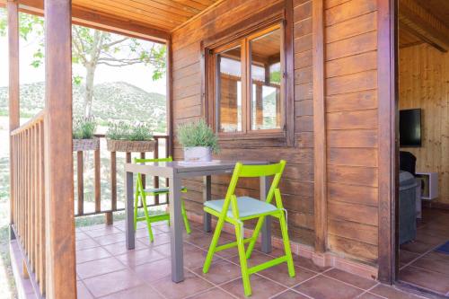 Aldea Los Odres - Cabañas de Madera de 1ª recién Reformadas con Piscina y BBQ Privada