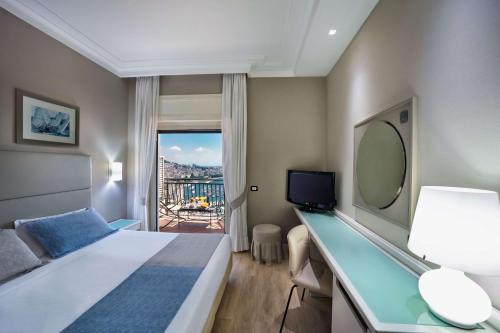 Uitzicht, BW Signature Collection Hotel Paradiso in Naples
