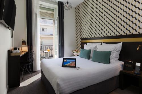 La Malmaison Nice Boutique Hotel Set in a prime location of Nice, La Malmaison Nice Boutique hôtel puts everything the city has to offer just outside your doorstep. The hotel offers a high standard of service and amenities to suit t