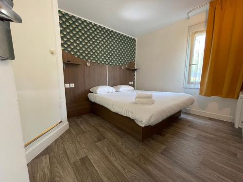 Kyriad Direct Val de Reuil - image 10