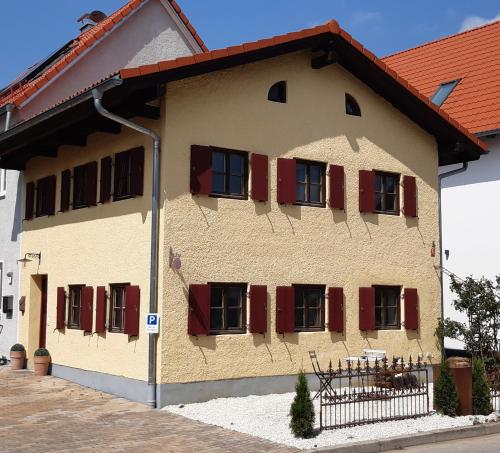 Exterior view, Nette's Ferienhaus in Landsberg am Lech