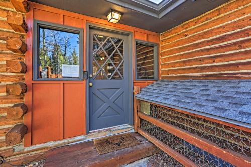 Stunning Conifer Abode with Private Balcony!