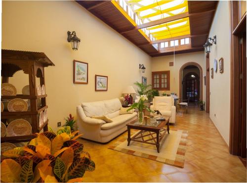 Casa Emblemática Los Oliva – Galdar, AL