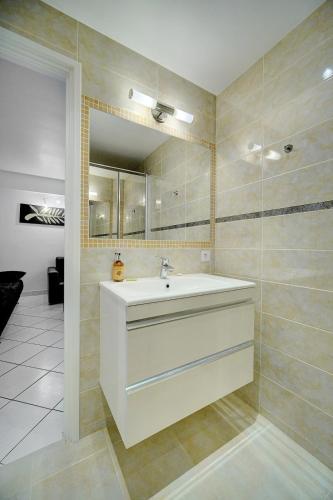 IMMOGROOM - Close to the beach - City Center - Air-conditioner - CONGRESSB