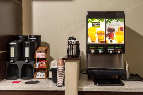 Home Inn & Suites Regina East - 식음료(F&B)