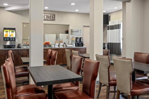 Home Inn Medicine Hat - 식음료(F&B)