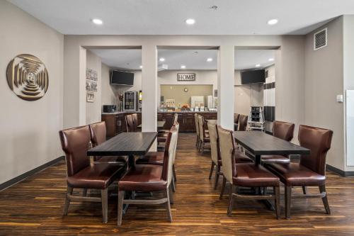 Home Inn Medicine Hat - 레스토랑