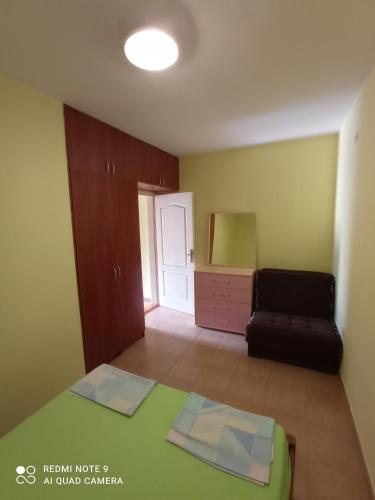 Apartment with Terrace image 8