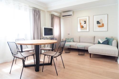 TTdSSa VLC: Plaza Cisneros 2- 5 pax 3 Bedrooms - image 4