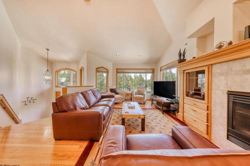 Sunset Mountain Retreat - main image