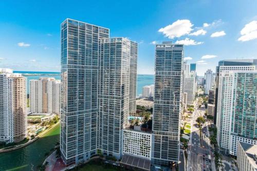 Waterfront Spacious Luxury Studio at IconBrickell