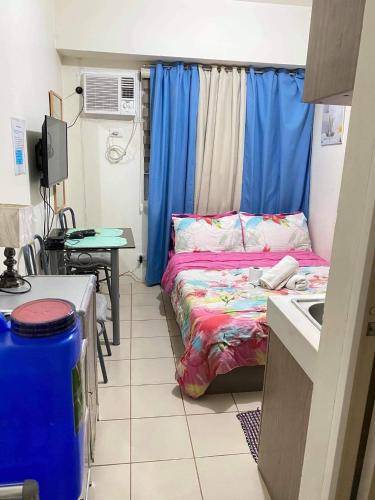 Shanilyn Residency Urban Deca Towers EDSA mandaluyong UNLIMITED INTERNET AND NETFLIX, Manille