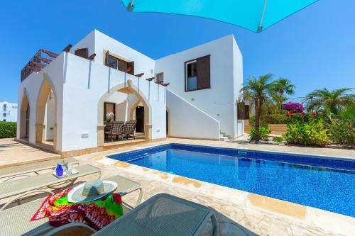 Protaras Villa Elena 3 - image 2