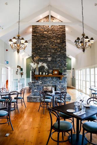 Restaurant, Nimbo Fork Lodge in Tumut