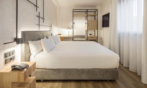 Hotel Ilunion San Mames near Museo Maritimo Ria De Bilbao