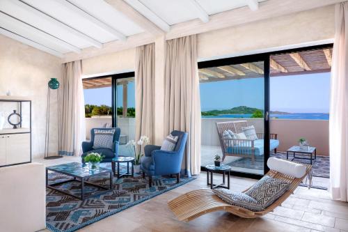 2 bedrooms, 3 beds