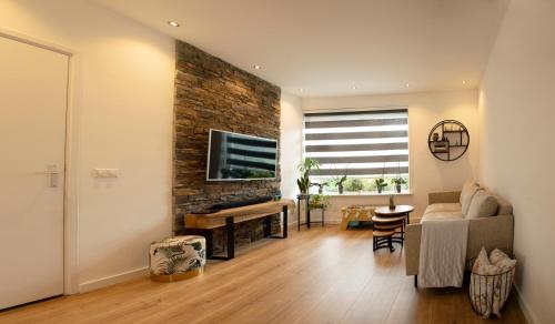  Beautiful family house 5 min away from Amsterdam in Badhoevedorp