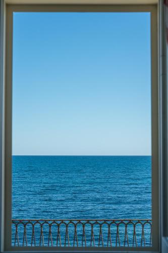 Maniace sea view apartment by Ortigia Apartments