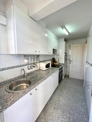 One-Bedroom Apartment image 8