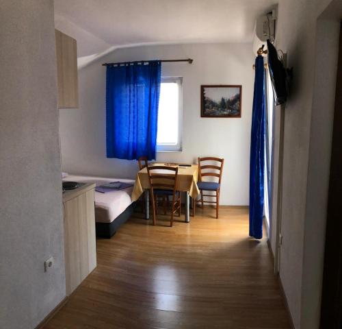 Apartments Kresic