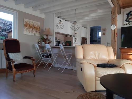 Le CHALET FLEURI in Colleville-Montgomery