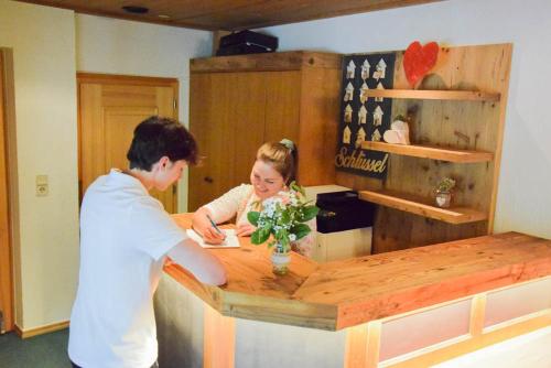 Gasthof Rieder Stubn - Hotel - Ried im Oberinntal