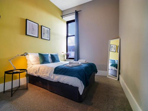 Luxurious Cessnock Service Apartment Nr Subway - image 4
