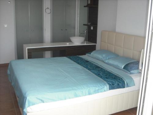 Babylon Bliss 3 bed 3 bath duplex home with its own private pool