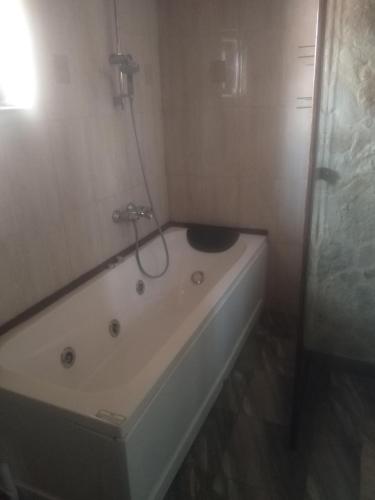 Старата баkалия The old grocery, guest rooms, Balchik (photo 3)