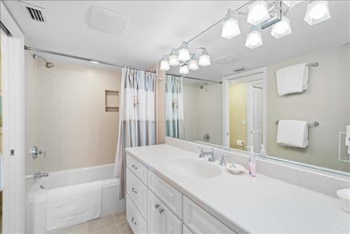 Sea Oats 151 Condo - image 4