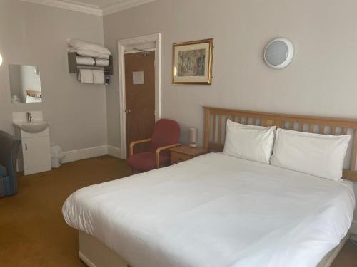 Brookside Lodge - image 11