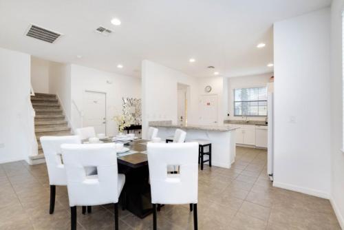 Imagine Your Family Renting This Amazing Villa on Providence Resort with the Best 5 Star Amenities Orlando Villa 3646 - image 6
