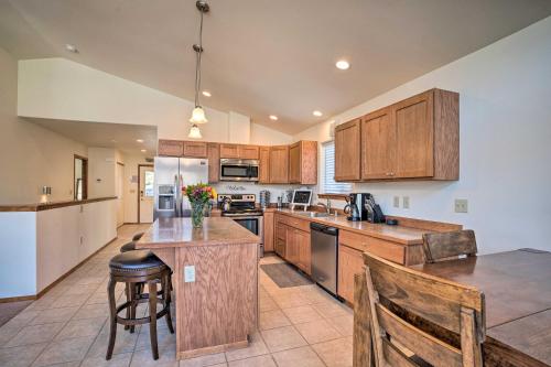 Coulee City Home with Mtn Views - Steps to Blue Lake - image 11