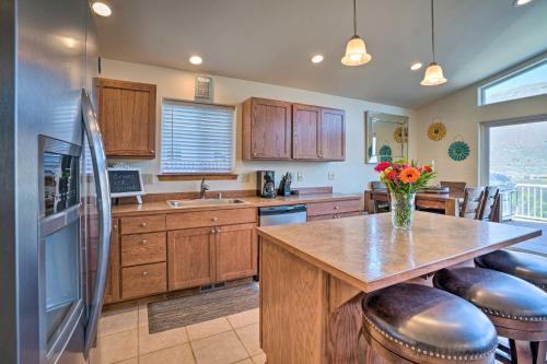 Coulee City Home with Mtn Views - Steps to Blue Lake - image 13