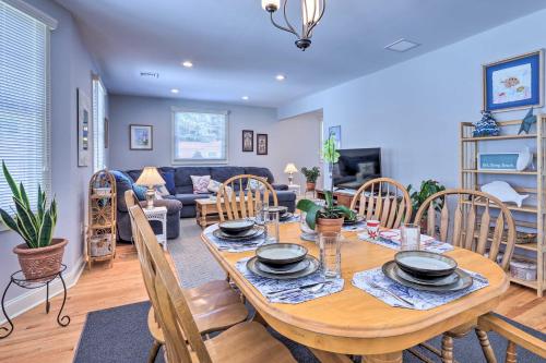 New London Hideaway Near Beaches and Local Spots! in นิวลอนดอน (CT)