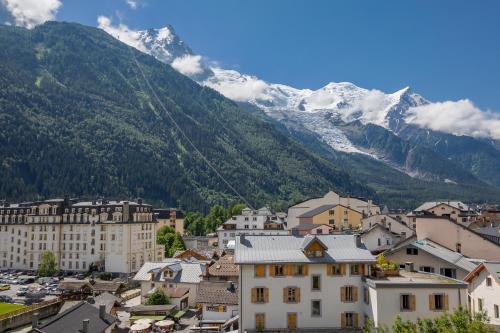 Superior Double with Balcony and View on Mont-Blanc Range