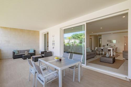 Brand New Spacious Bright Ground Floor Apartment, Vila Ancora, Lagos