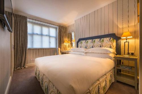 The Capital Hotel, Apartments & Townhouse - Small Luxury Hotels of The World, Londyn (zdjęcie 8)