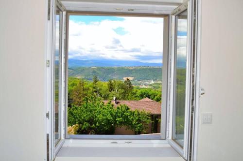 Villa complète au calme avec vue imprenable