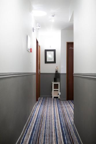 Hotel Logis Beauséjour - image 3