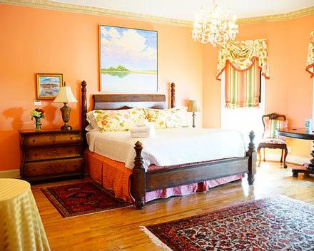 The 1425 Inn