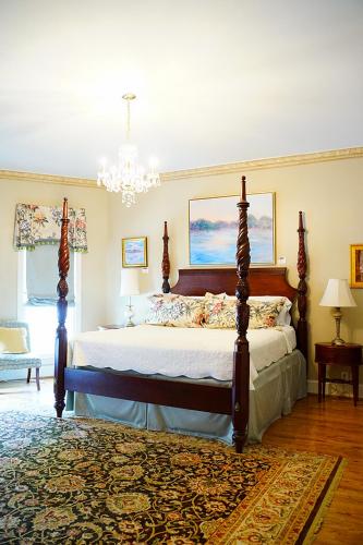 The 1425 Inn