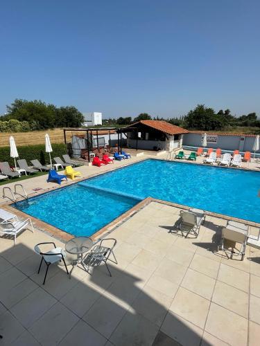 Athina Airport Hotel - image 3
