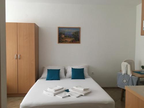Apartments MAMPAS - image 2