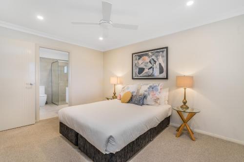 Newcastle Short Stay Accommodation - Adamstown Townhouses